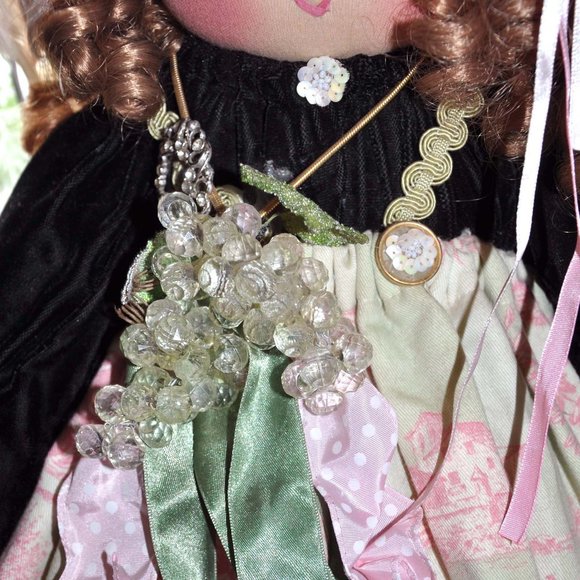 Little Souls Swanky Patricia Pinot Gretchen Wilson Whimsical Cloth Doll 24 Inch - Picture 5 of 8